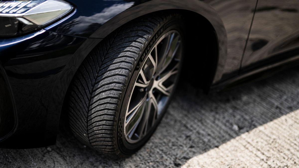 Celoroční gumy jsou na vzestupu. Pro koho jsou vlastně vhodné?